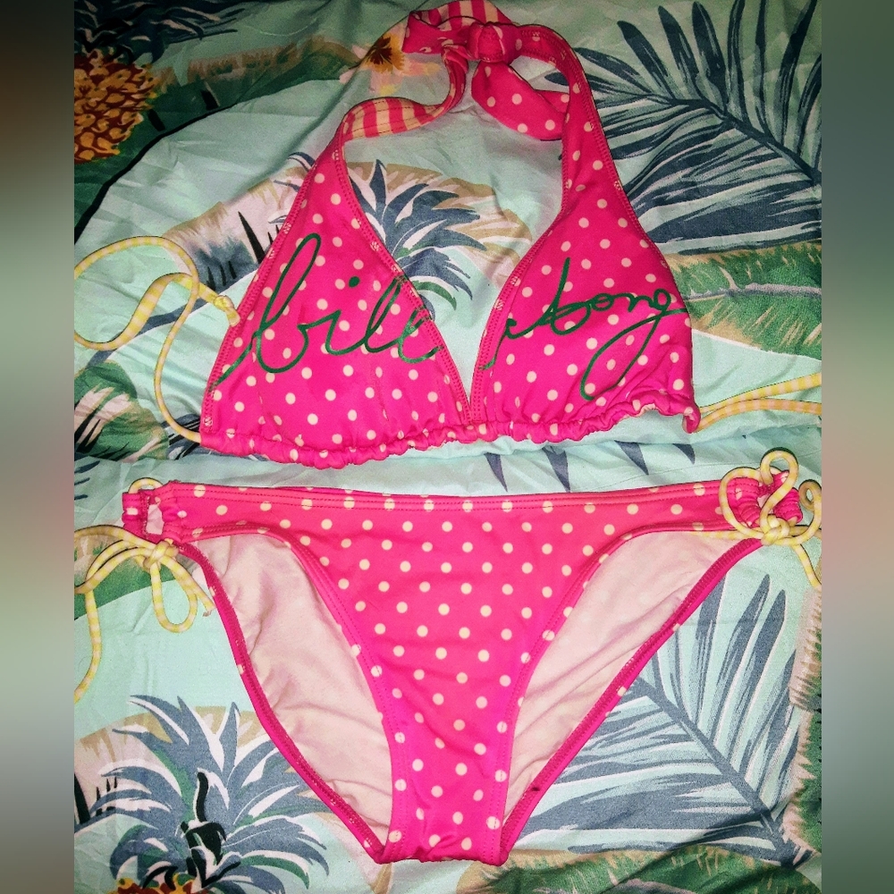 Billabong Hot Pink w White Polka Dots Rev. Bikini Top; Bottom Adj Side Ties
